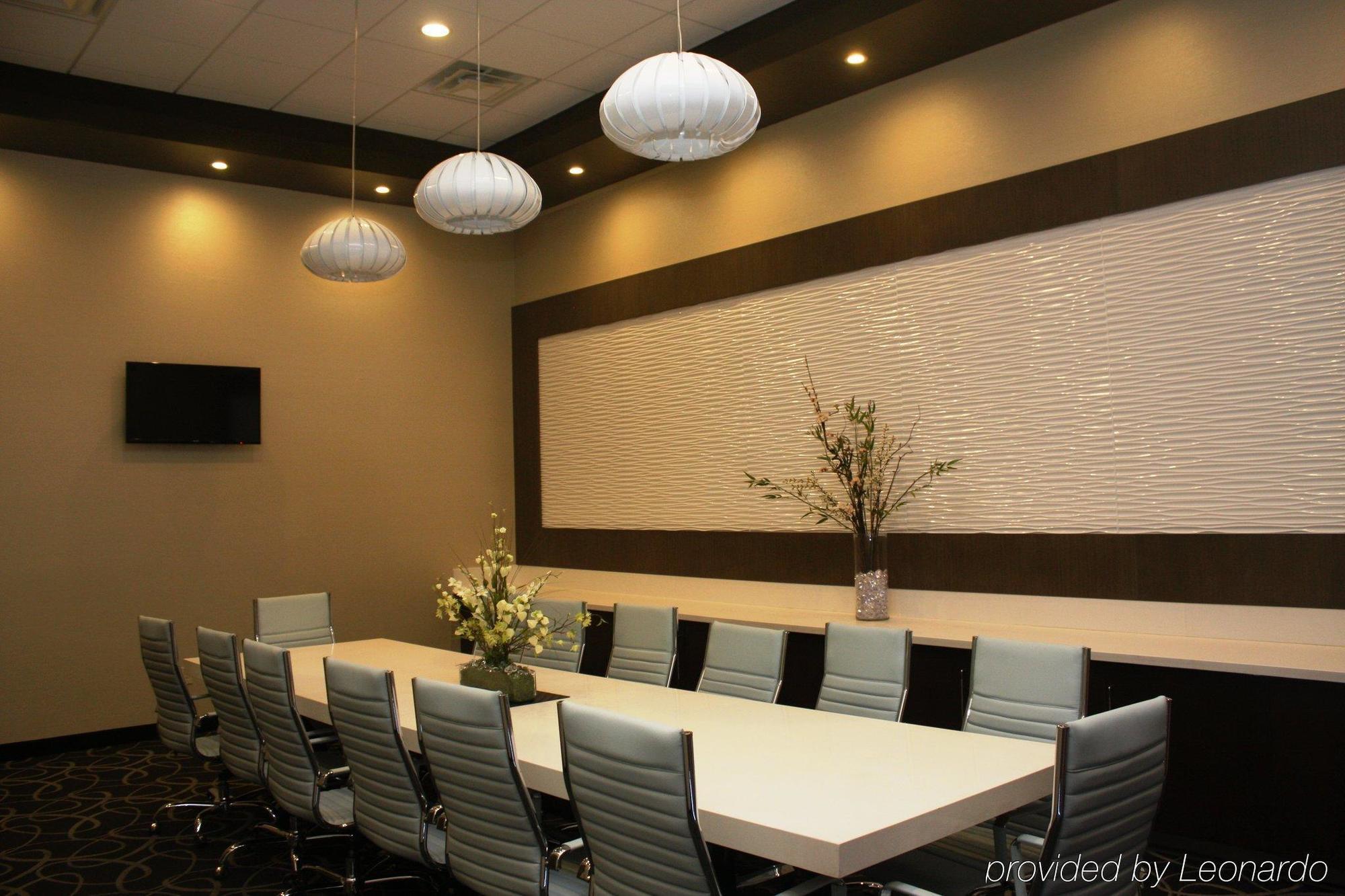 Express North Hollywood - Burbank Area By Ihg 3*