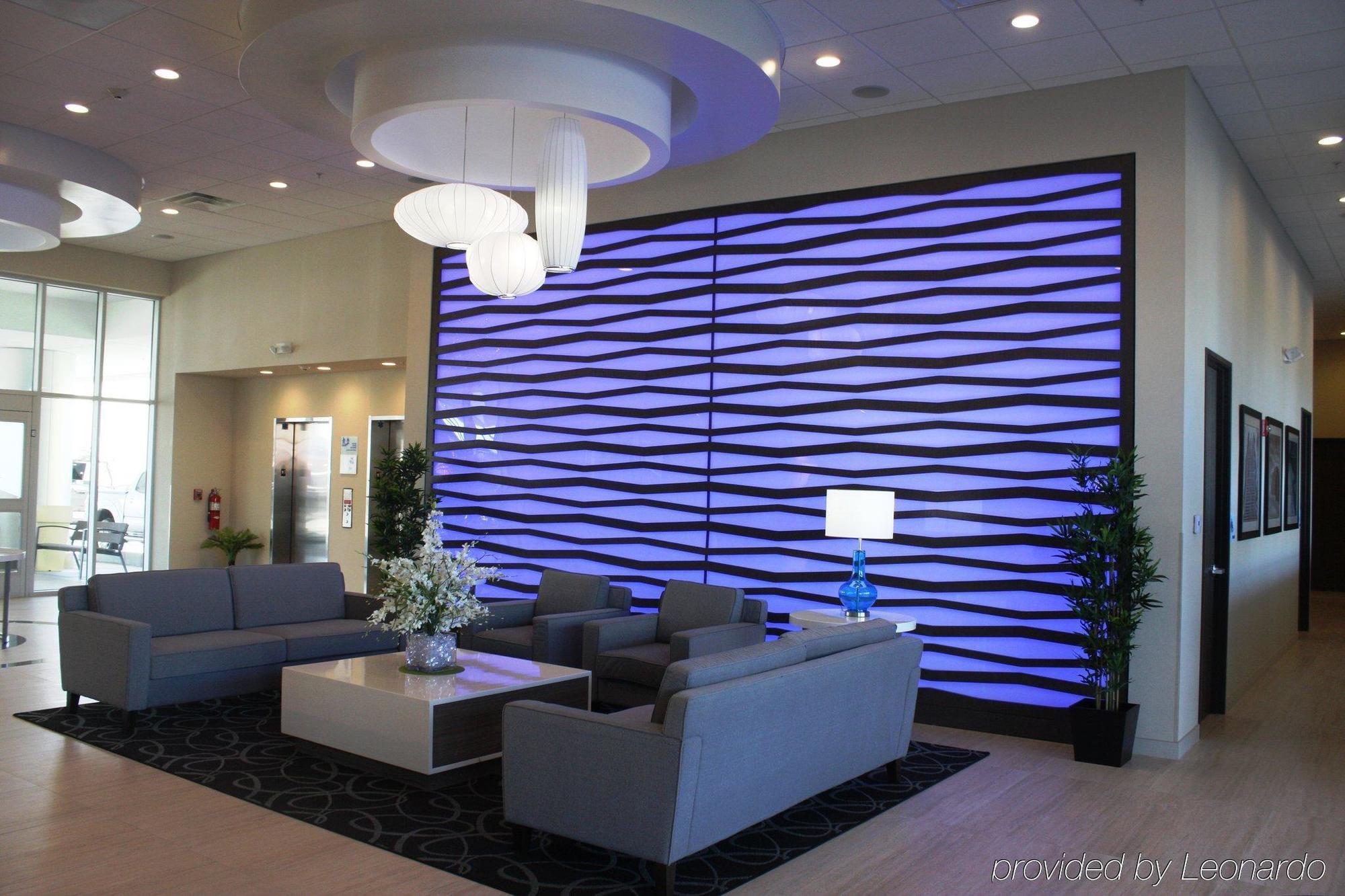 Hampton By Hilton North Hollywood 3*