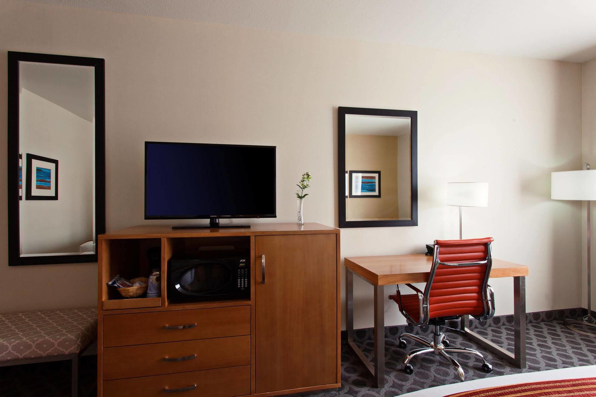 Hampton By Hilton North Hollywood Los Angeles